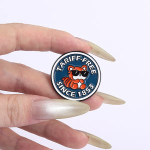 Sans <span class=keywords><strong>tarif</strong></span> depuis 1853 émail broche Cool pingouin et raton laveur avec lunettes de soleil broche bijoux cadeau en vrac en gros - Product Image 4