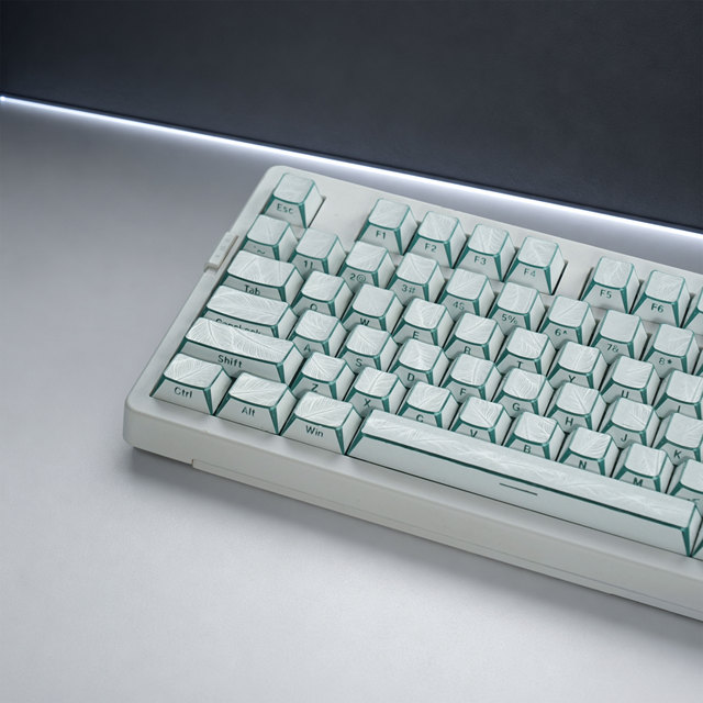 ZORNHER Mechanical PBT Cloud Feather -Emerald Keycaps 136 Keys Double-Shot Shine-Through OEM Factory Tall Profile Keycaps