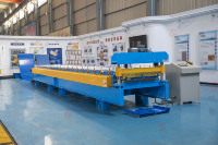 Vente directe d'usine FORWARD rouleau de tôle de toit en acier et métal de haute précision formant la machine avec engrenage et roulement