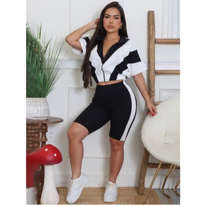 Set corto in due pezzi <span class=keywords><strong>con</strong></span> stampa Casual a righe estive <span class=keywords><strong>con</strong></span> <span class=keywords><strong>felpa</strong></span> corta a manica corta e pantaloncini attillati a vita alta - Product Image 1