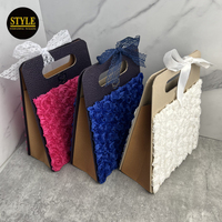Sac en papier haut de gamme fait main avec incrustation florale double face, emballage de luxe, poignée en ruban, logo estampé or pour bougie