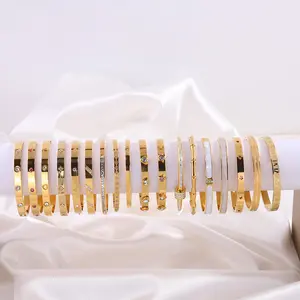 Exquise Rvs Mode Sieraden Armbanden 18K Vergulde Open Kubisch Zirkoon Nagel Armband Paar Armband Voor Dames Heren