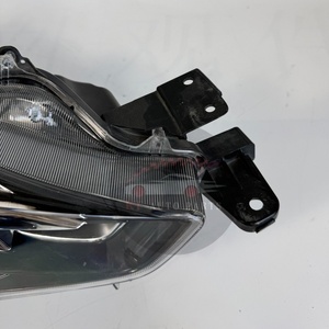 Projecteurs LED d'origine utilisés pour le système d'éclairage avant de la <span class=keywords><strong>Toyota</strong></span> <span class=keywords><strong>Yaris</strong></span> L 2020-2023 - Product Image 4