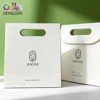 Sacs en papier et en plastique personnalisés de luxe pour l'emballage alimentaire et cadeaux, impression numérique, marque personnalisée pour les promotions en magasin, petites entreprises