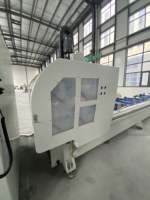 Machine CNC 3 axes OUWO avec système de commande Siemens 828D et 6 outils ATC pour le traitement des profilés en aluminium