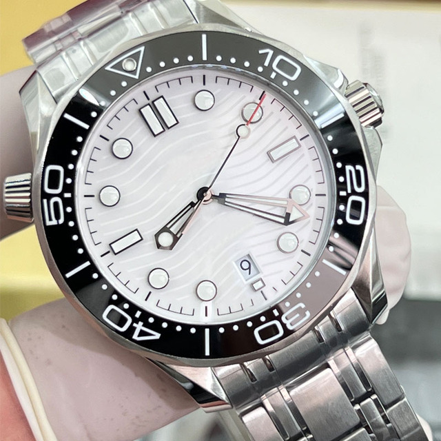VSF 42mm Luxury Sapphire Mechanical ETA8800 Movement Diver Watch 904L Stainless Steel Band Power Reserve 100BAR Water Resistant