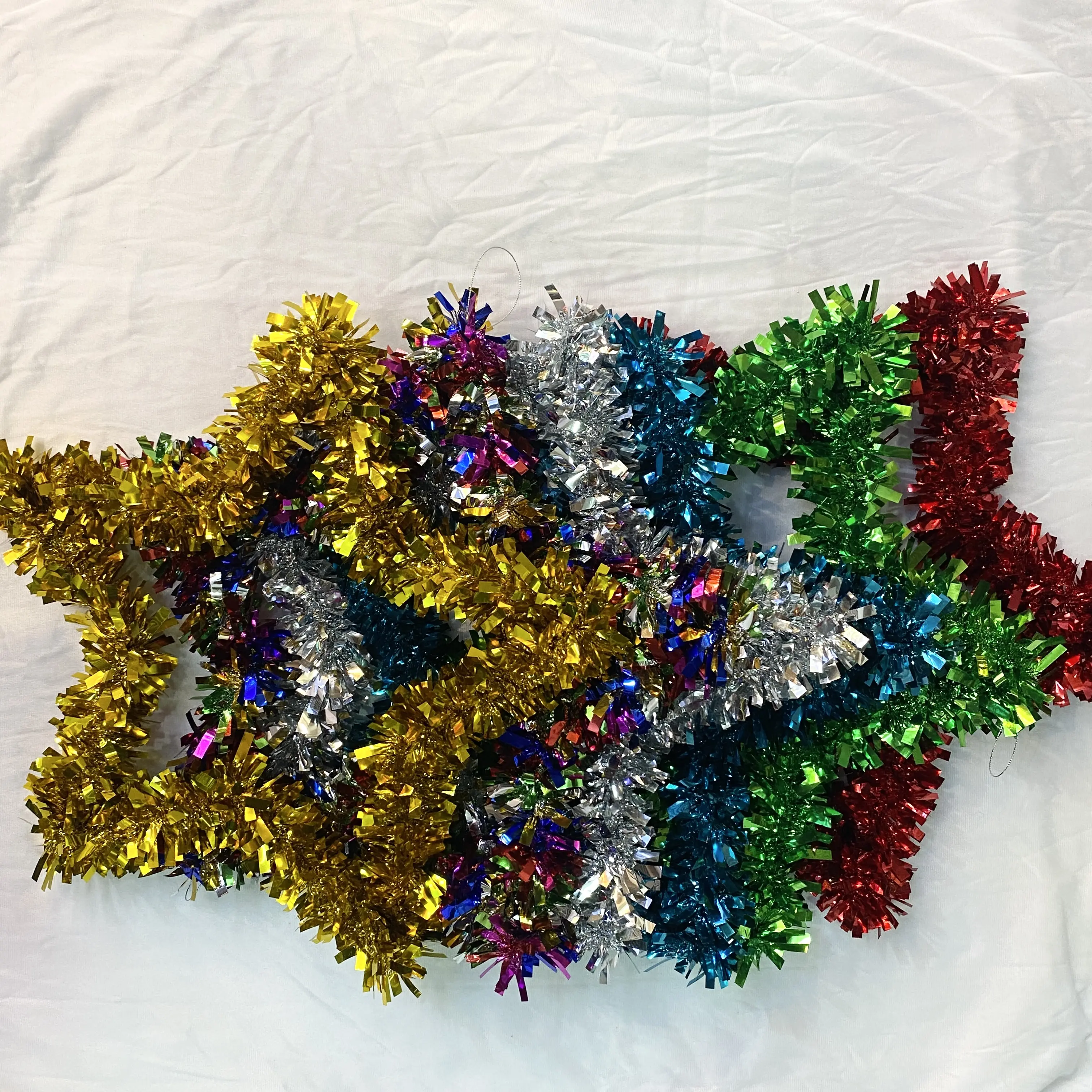 Vente en gros, guirlande de fleurs décoratives en forme d'étoile, guirlande filaire de Noël argentée de 30cm