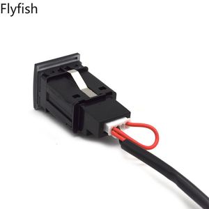 Cargador USB Tipo C con Puerto PD y Toma de 12V para Toyota Corolla, Rav4, Land Cruiser, Color Rojo y Azul - Product Image 4