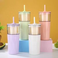 Gobelet à double paroi en PP résistant à la chaleur de grande capacité avec manchon anti-brûlure en silicone
