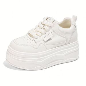 Zapatillas Deportivas Blancas de Plataforma para Mujer, Primavera 2026, Casuales y Atléticas, de Caña Baja, con Tacón Interno - Product Image 2