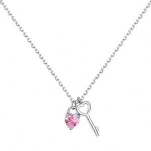 Collar con Colgante de Corazón y Llave de Plata S925 con Rodio y Oro de 18K, Diseño Personalizado Dylam, con Circonita 5A, para Mujeres y Niñas - Product Image 1