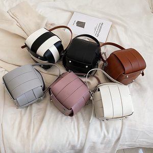 Borsa a secchiello mini multicolore in pelle PU da donna con <span class=keywords><strong>tracolla</strong></span> a catena, borsa a <span class=keywords><strong>tracolla</strong></span> dal design intrecciato unico - Product Image 2
