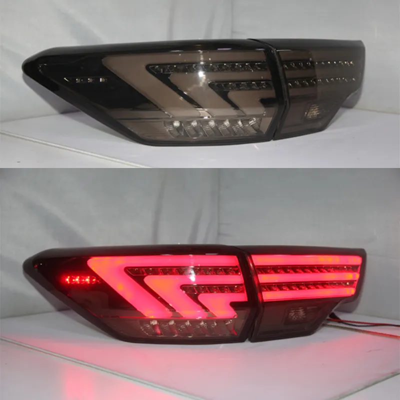 Lámpara trasera LED para TOYOTA Highlander Kluger, montaje de luz trasera, color negro ahumado, 3 tiras LED, 2015 años