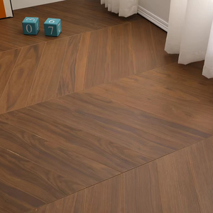 Vente en gros de <span class=keywords><strong>parquet</strong></span> moderne en chêne de couleur à chevrons et <span class=keywords><strong>chevron</strong></span> <span class=keywords><strong>Parquet</strong></span> intérieur en bois dur laminé Techniques brossées - Product Image 5