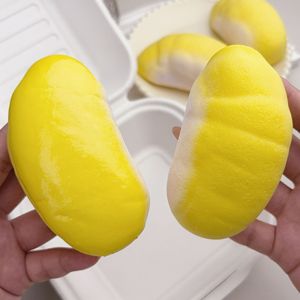 Jouet Squishy à Remontée Lente en Pulpe de Durian Dégradé, Jouet Anti-Stress en TPR Souple, Jouet Sensoriel Kawaii en Forme d'Aliment, Cadeau de Décompression - Product Image 2