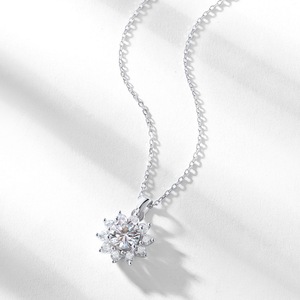 Christmas 18k Gold Plated 925 Sterling Silver 5ct Vvs Snowflake <strong>Moissanite</strong> Pendant for Women Passes <strong>Diamond</strong> <strong>Tester</strong> - Product Image 3