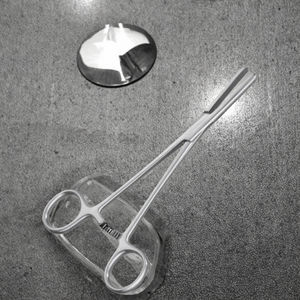 ملقط أنابيب فولاذي يدوي من نوع بريسبتيريان، 16 سم، بفكين أملس، أداة جراحية لتصريف الأوعية الدموية، معتمد من CCC، تصنيع حسب الطلب - Product Image 3