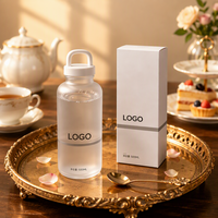 2026 Hot Selling Modieuze Glazen Hydratatiefles met Aangepast Logo, de Gewone Fles 500 ml Dikke Glazen Waterfles voor Vrouwen