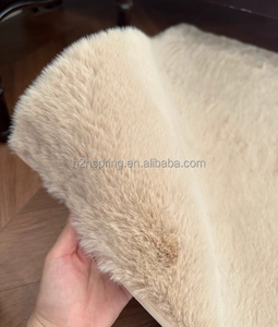 Tapis en fausse fourrure de lapin lavable en machine avec poils épais idéal pour les baies vitrées pour les salons, les chambres et les tables basses - Product Image 5