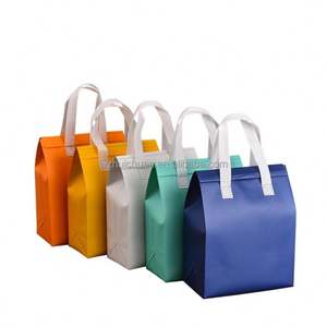 Bolsa Térmica Aislante Amarilla Personalizada con Logotipo para Restaurante, Bolsa de Almuerzo de Tela No Tejida para Compras - Product Image 6