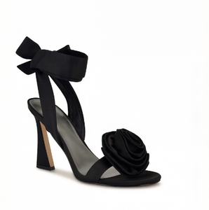 Sandales Krave personnalisées par le fabricant avec une fermeture à nouer à la cheville, un style de chaussure de type Rosette Sandals. - Product Image 1