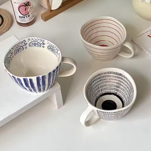 Taza de Café de Porcelana Moderna con Diseño de Dibujos Animados de Halloween, Personalizada y en Stock OEM - Regalo Empresarial Reutilizable, Certificado para Uso Alimentario, Apto para Lavavajillas - Product Image 1