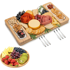 Grande planche à charcuterie en bambou <span class=keywords><strong>plateau</strong></span> <span class=keywords><strong>de</strong></span> service en bois pour le fromage parfait pendaison <span class=keywords><strong>de</strong></span> crémaillère blocs à découper en boîte <span class=keywords><strong>de</strong></span> Noël - Product Image 1