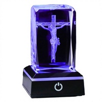 Movdyka Croix de Jésus 3D en cristal, figurine en prisme rectangulaire, base lumineuse LED colorée, veilleuse religieuse, cadeau chrétien unisexe