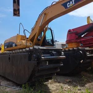 Caterpillar 320c amphibie d'occasion, excavateurs pour chats, équipement lourd à vendre, bon état