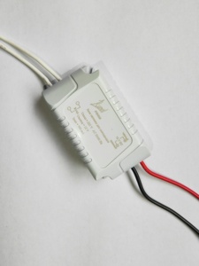 छोटे शक्ति IP20 6W 12W 12V <span class=keywords><strong>500mA</strong></span> 1000mA स्वनिर्धारित लोगो एलईडी बिजली की आपूर्ति चालक का नेतृत्व किया - Product Image 5