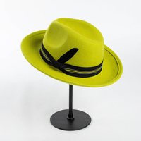 Sombrero Fedora de fieltro de lana 100% con banda de cinta y pluma para hombres Sombrero de fieltro de lana de primavera y otoño Personalización disponible