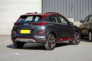 <span class=keywords><strong>Hyundai</strong></span> Encino 2019 comme neuf, faible kilométrage, SUV co-marqué Marvel, extérieur Iron Man <span class=keywords><strong>unique</strong></span>, offre en gros pour collectionneurs - Product Image 4