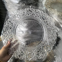 Platos Base Decorativos de Plástico con Borde de Encaje Dorado al por Mayor para Bodas, Banquetes, Eventos y Fiestas