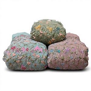 Tissu Jacquard Brocart à Motif Personnalisé, Fourniture en Gros, Tissu Tricoté Biologique Écologique pour Robes et Vestes de Filles - Product Image 1