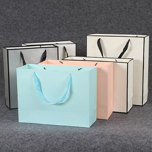 Sacs cadeaux de luxe en carton euro avec poignée en ruban, impression personnalisée, emballage boutique pour vêtements, votre propre logo - Product Image 2