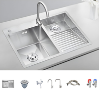 Évier de buanderie en acier inoxydable avec lavabo et double évier facile à nettoyer.