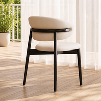 Chaises de salle à manger empilables en bois massif modernes avec des tissus populaires pour la maison et la restauration.
