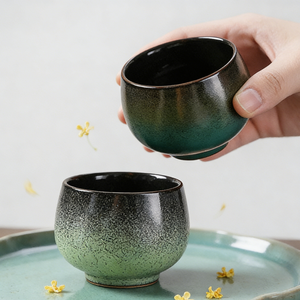 Tasse à café en céramique rustique émaillée verte faite à la main - Tasse à thé <span class=keywords><strong>artisanale</strong></span> pour latte, matcha, expresso - Vaisselle unique pour la maison et le café - Product Image 3