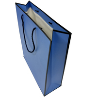 Sacs de shopping en papier kraft vert foncé personnalisés pour entreprises, en matériaux recyclés, avec corde en coton, pour vêtements, gaufrés
