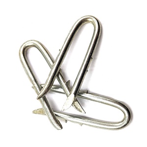 Agrafes pour clôtures en fil barbelé pour ranchs ou fermes, vente en gros pour la fixation de tissus et de fils - Product Image 5