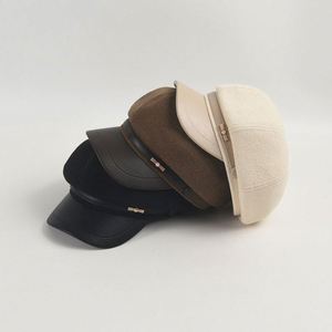 หมวกเบเร่ต์ทรงนิวส์บอยประดับโบว์มุก รุ่นใหม่ประจำฤดูใบไม้ร่วง-ฤดูหนาว ปี 2024  ขอบหนังวินเทจ 8 แผ่น สำหรับผู้หญิง - Product Image 1