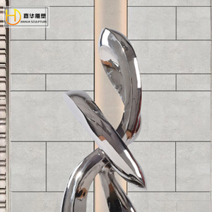 Escultura Irregular de Acero Inoxidable Jiahua con Acabado de Espejo, Arte Decorativo para Exteriores, Montaje en Suelo, Diseño Geométrico Abstracto - Product Image 4