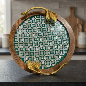 Assiette de service artisanale en bois d'acacia moderne avec motif géométrique et incrustation de nacre, poignée dorée, ShaizDigital Home Decor - Product Image 3