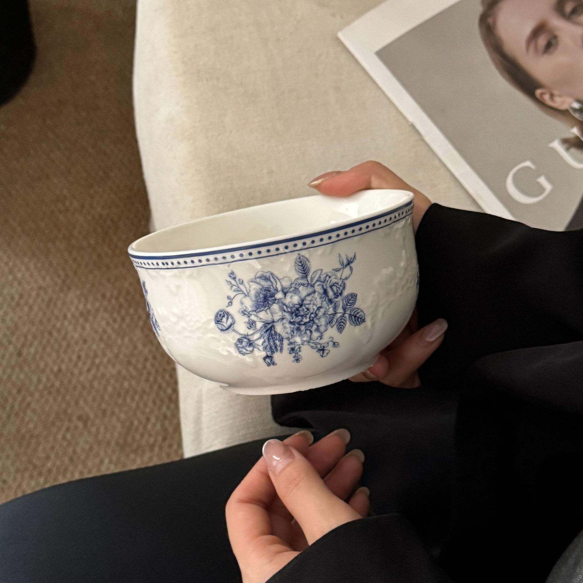 Blue and white porcelain bowl 13*7