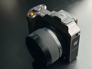 Appareil photo hybride moyen <span class=keywords><strong>format</strong></span> CMOS 50MP haut de gamme <span class=keywords><strong>Hasselblad</strong></span> X1D-50C 95% neuf avec carte SD - Product Image 3