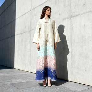 Abaya élégante en polyester avec broderie personnalisée de qualité supérieure pour femmes musulmanes, robe de cérémonie en gros - Product Image 1