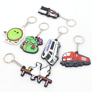 Móc khóa PVC 2D 3D thiết kế logo tùy chỉnh, làm bằng silicon, vòng kim loại, hình hoạt hình phổ biến, chất liệu cao su mềm - Product Image 1