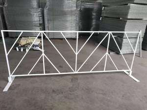 קהל כביש נשלף מחסומים למכירה - Product Image 3