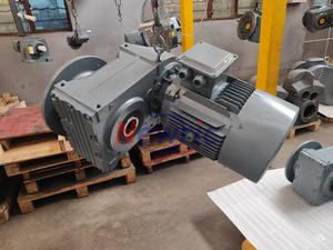 <span class=keywords><strong>Reductor</strong></span> de Engranajes Helicoidales de Eje Paralelo Tipo F/FA/FH/FF/FAF/FHF del Fabricante, Relación 3.77-31434, Torque 200-32000 Nm - Product Image 3