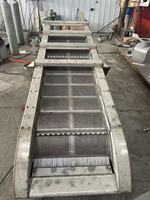Grille perforée à alimentation interne personnalisable avec ouvertures et dimensions de canaux ajustables pour les projets de stations d'épuration des eaux usées